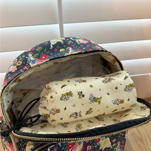 Petunia Pickle Bottom District Backpack Disney / Snow White - Picture 6 of 8